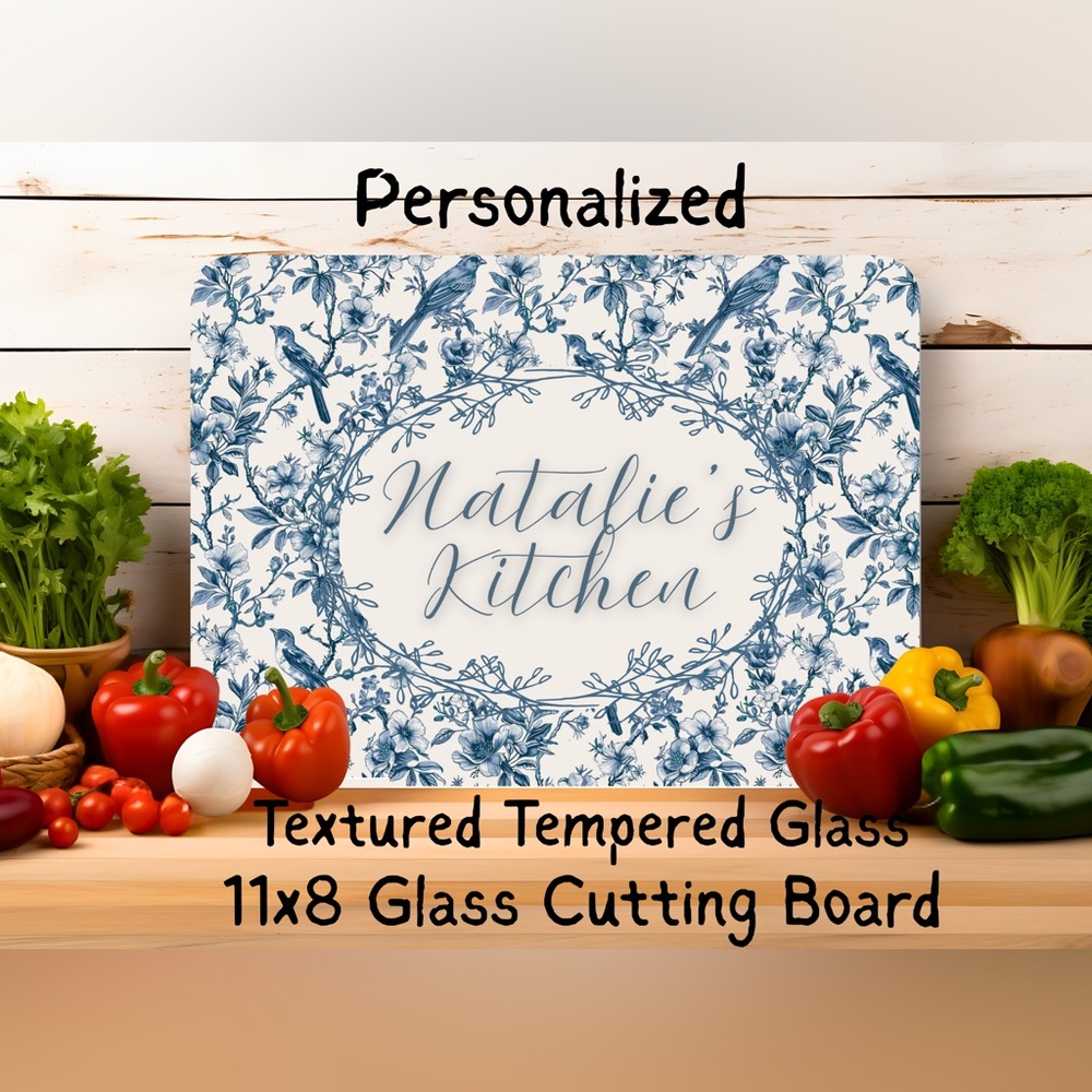 Personalized 11x8 Textured Tempered Glass Cutting Board